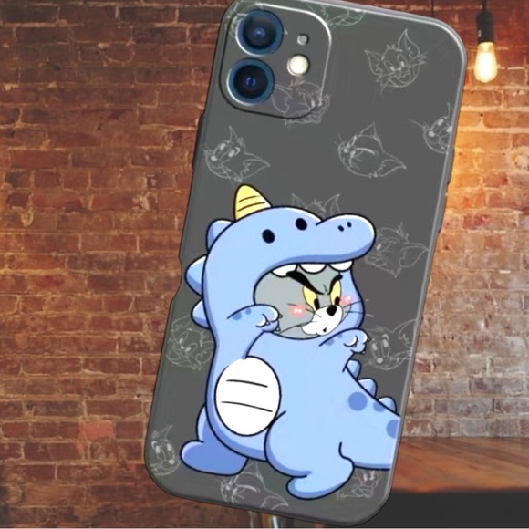 Tom & Jerry iPhone 11  case cover protector silicone Apple cell cartoon new - Picture 1 of 3